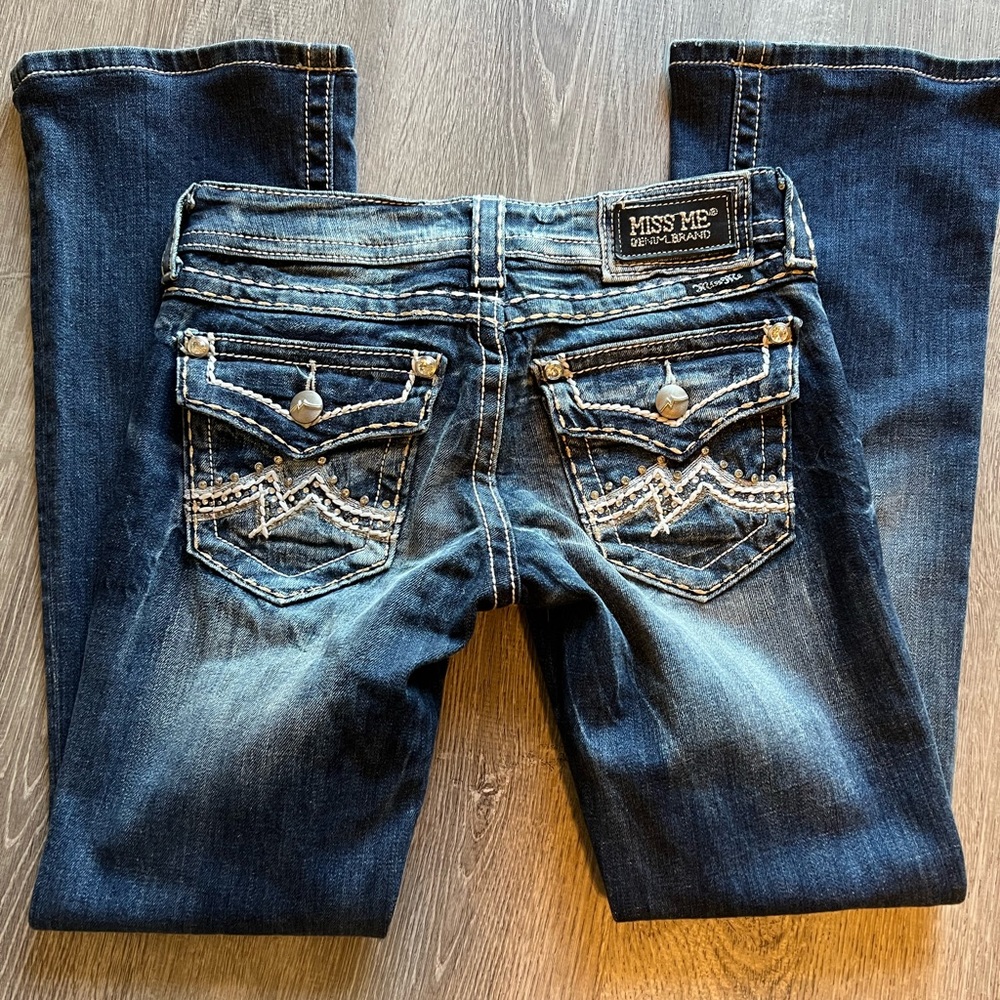 Miss Me Size 26 Bootcut Jeans